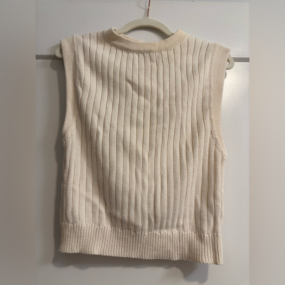 Claire Rose Sleeveless Ribbed Knit Sweater - Cream